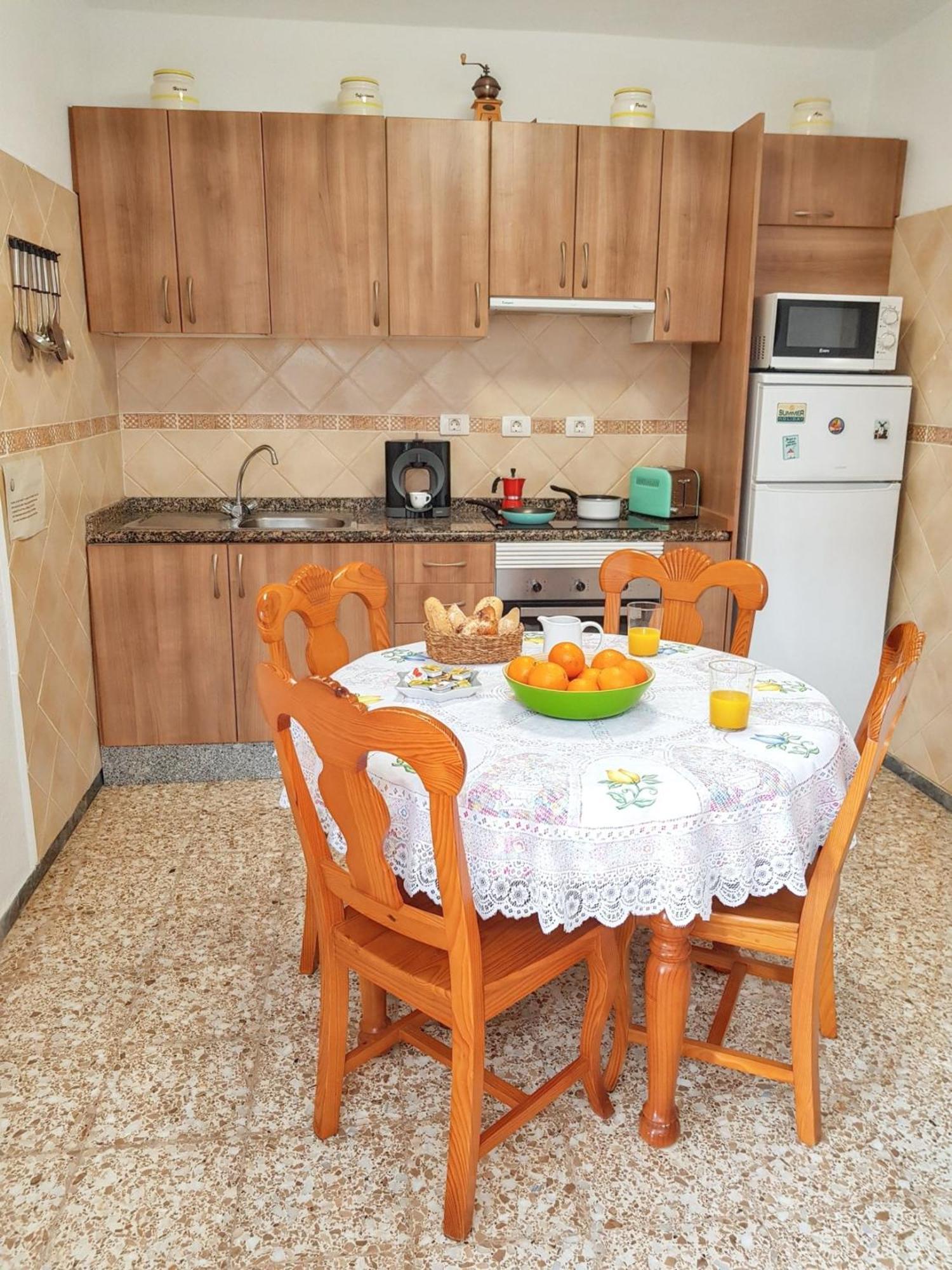 Вілла Cozy House In El Golfo + Terrace Екстер'єр фото