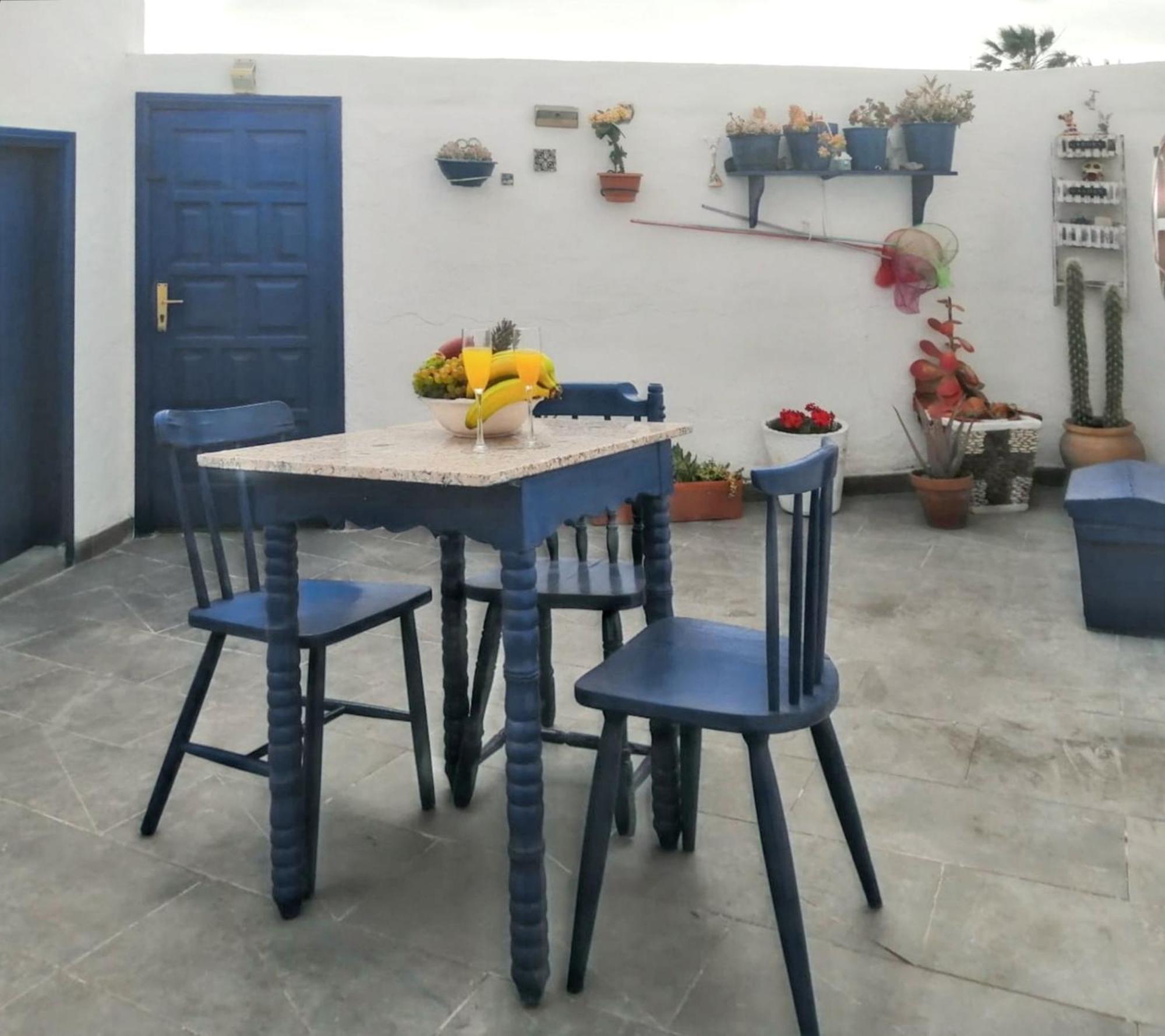 Вілла Cozy House In El Golfo + Terrace Екстер'єр фото
